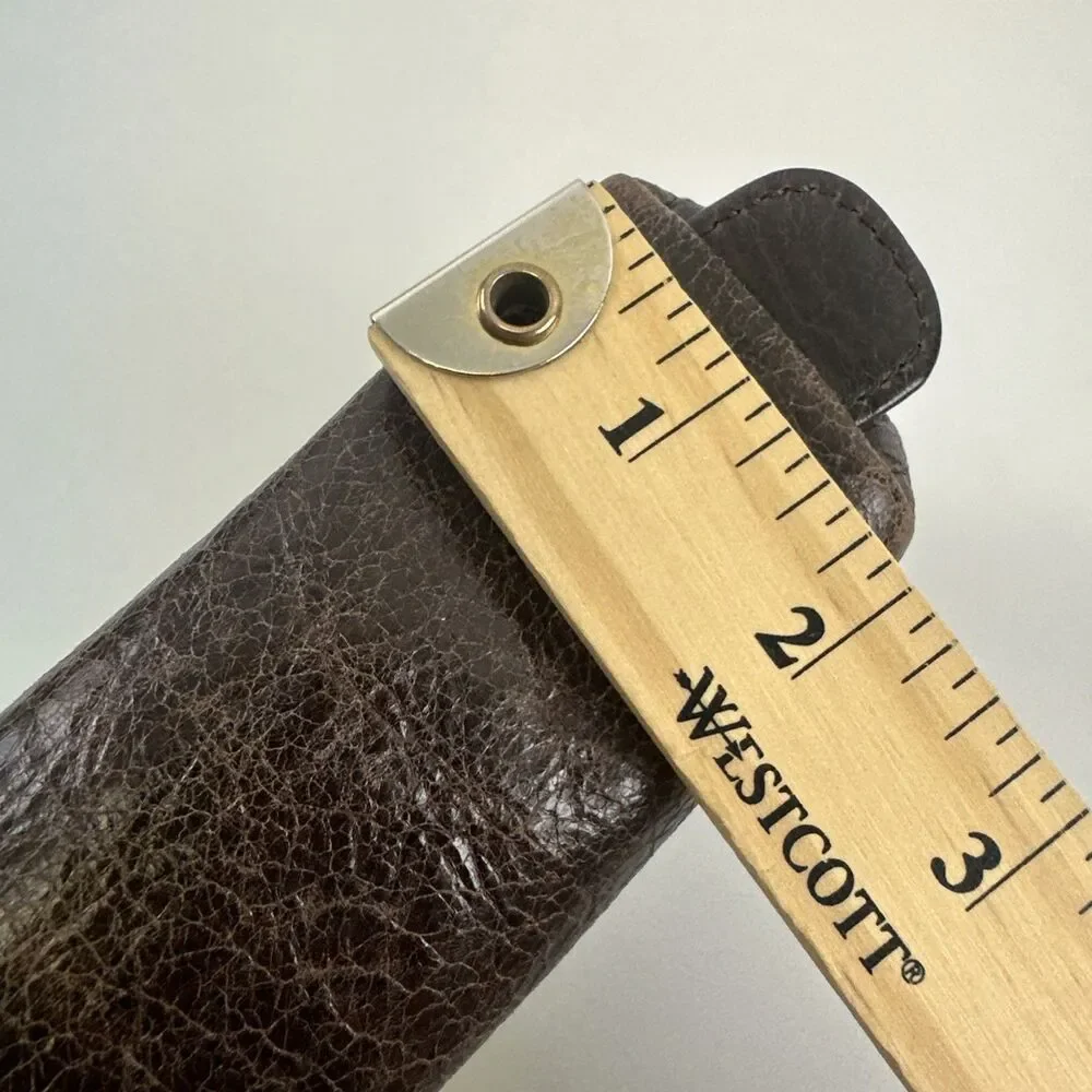 Clava leather accessory